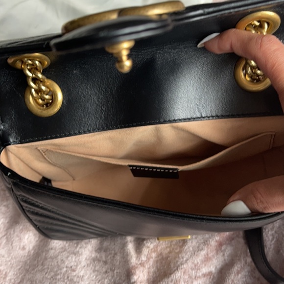 Gucci - Picture 4 of 4